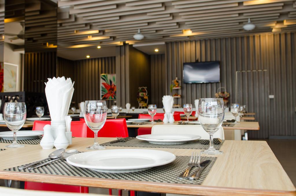 Mirage Express Patong Phuket Hotel Zewnętrze zdjęcie