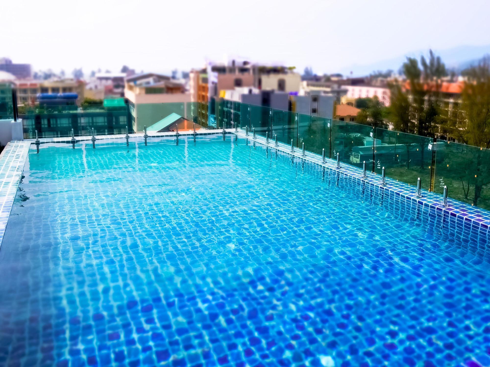 Mirage Express Patong Phuket Hotel Zewnętrze zdjęcie
