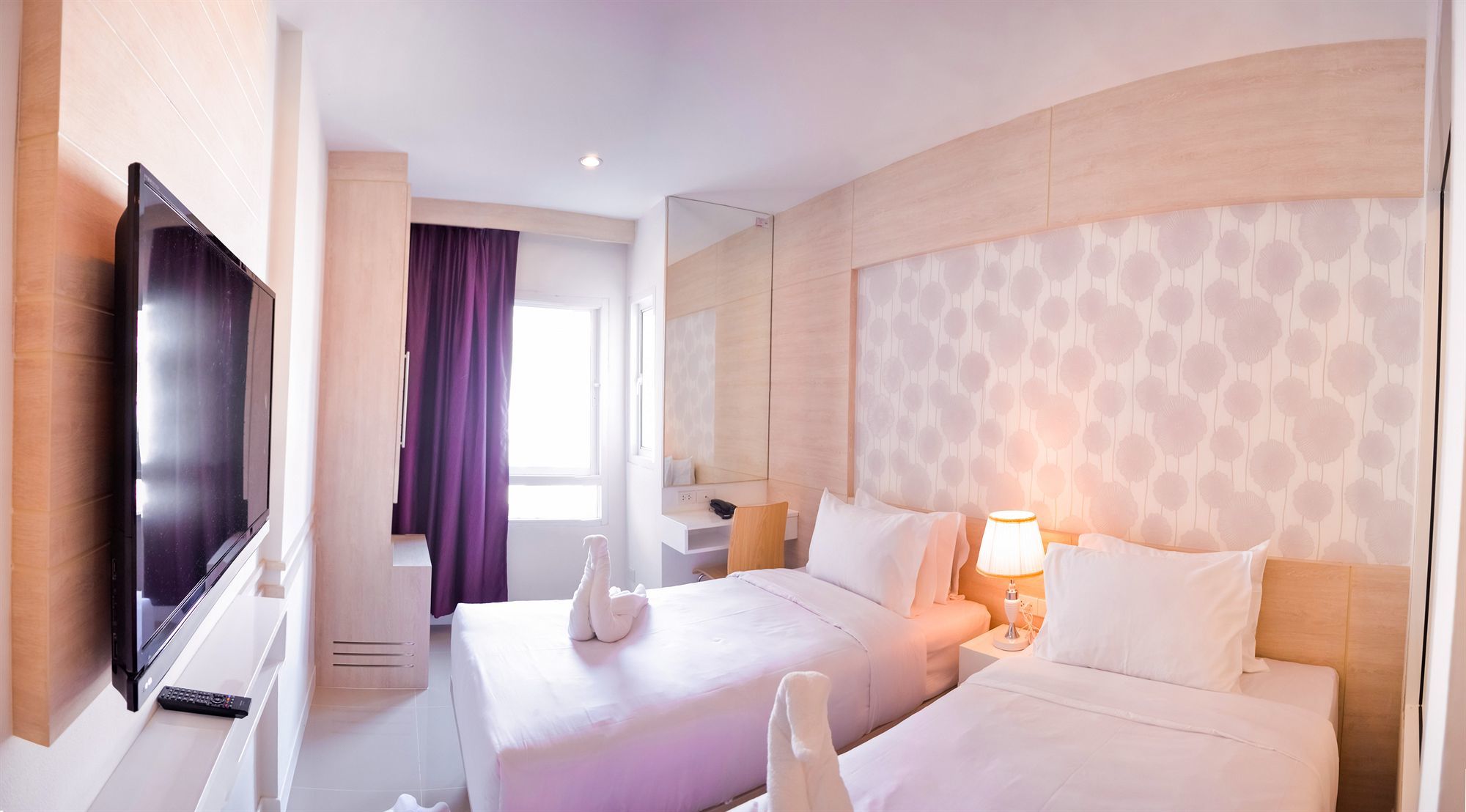 Mirage Express Patong Phuket Hotel Zewnętrze zdjęcie