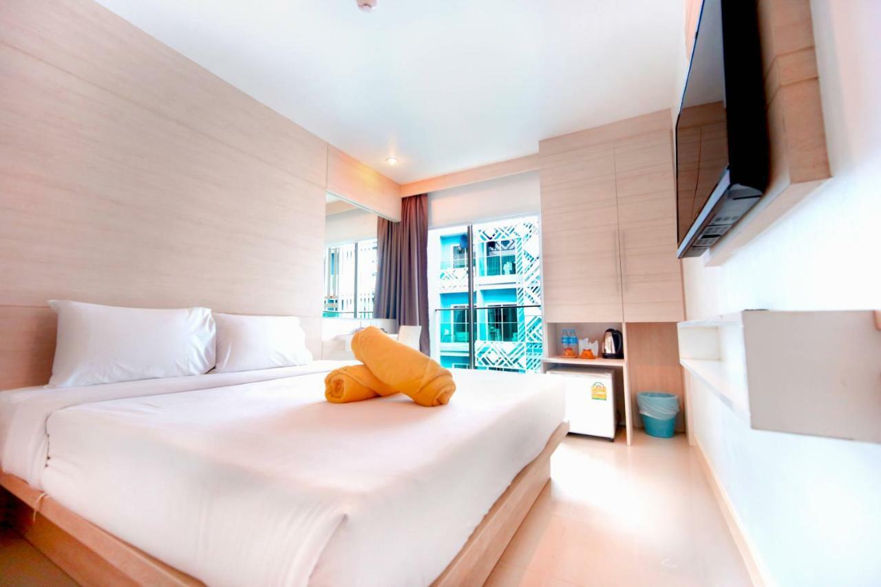 Mirage Express Patong Phuket Hotel Zewnętrze zdjęcie